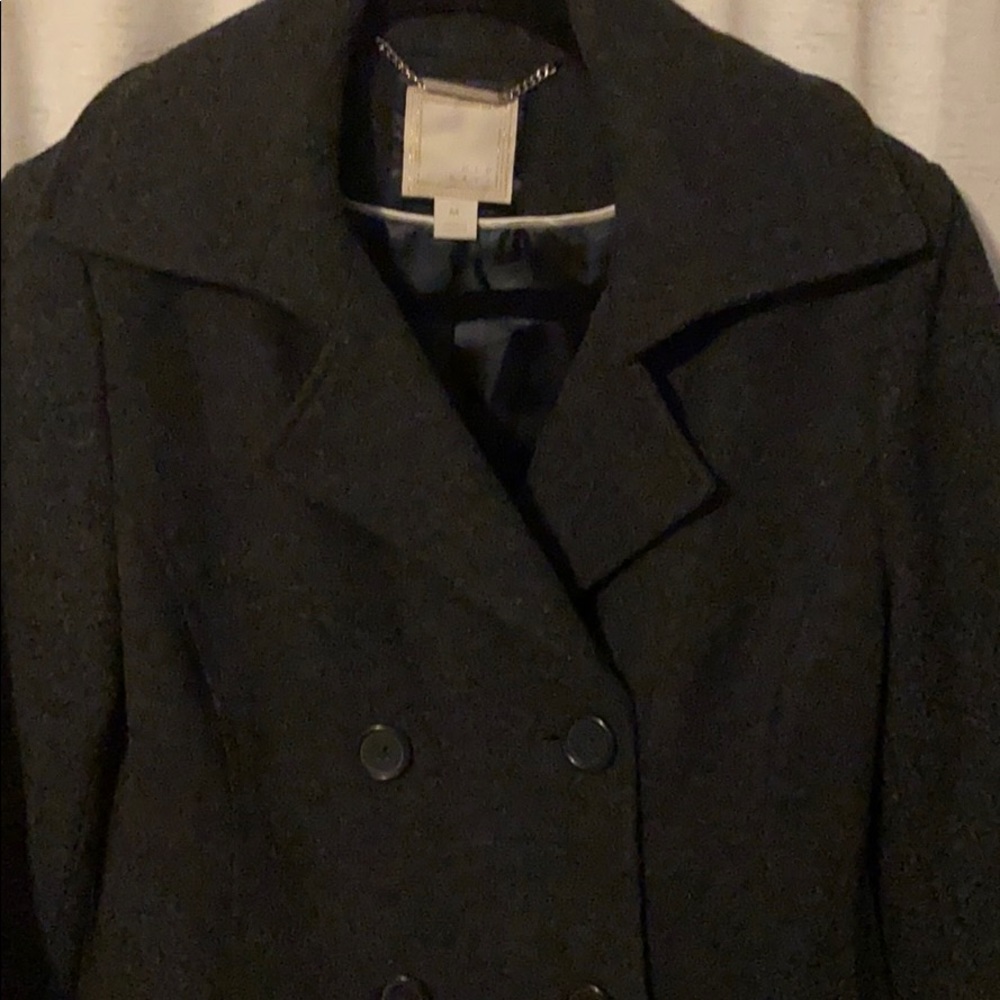 Coat. - Picture 2 of 4